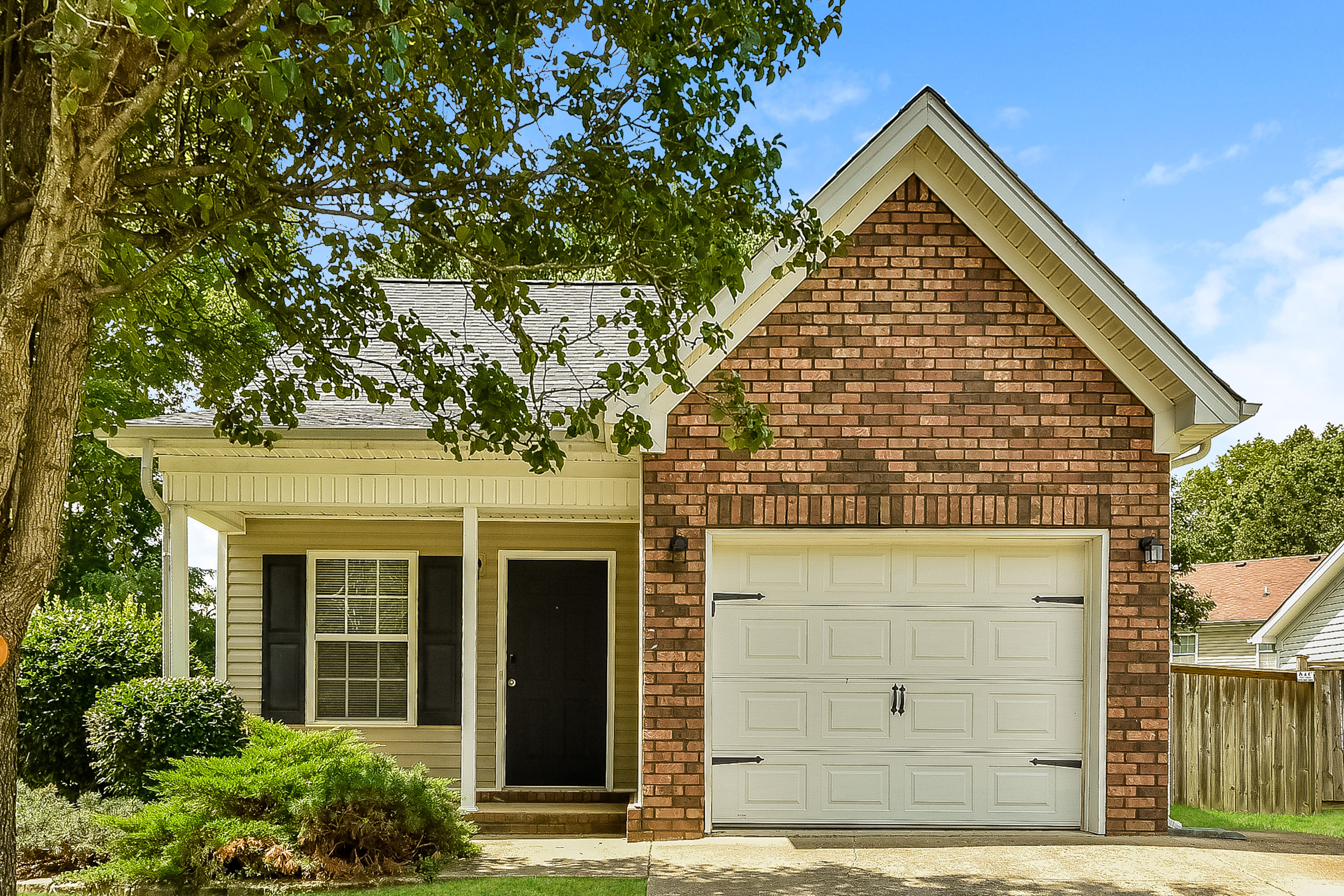 1721 LONDONVIEW PL ANTIOCH, TN 37013